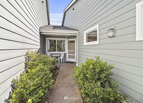 91 E Soderberg Rd #B-5, Allyn, WA 98524 photo 3