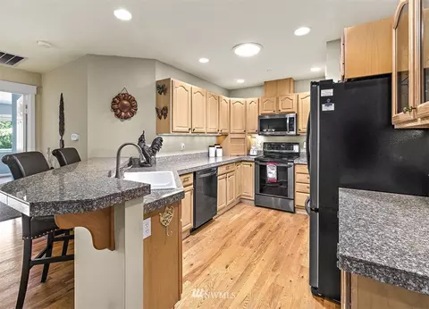 91 E Soderberg Rd #B-5, Allyn, WA 98524 photo 8