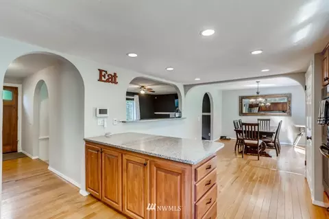 15805 Cascadian Way, Bothell, WA 98012 photo 7