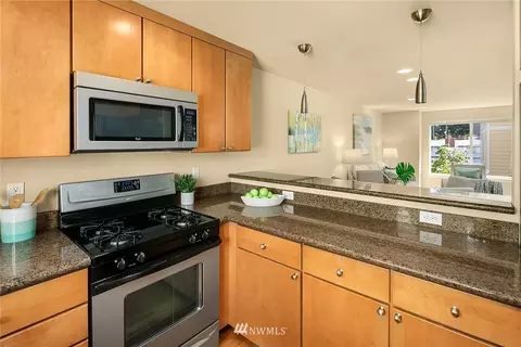 1264 N 143rd St, Seattle, WA 98133 photo 9