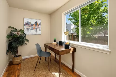 1264 N 143rd St, Seattle, WA 98133 photo 3