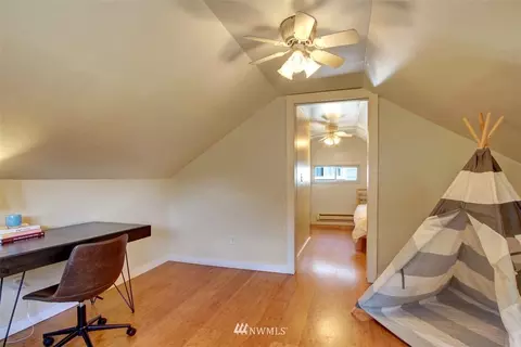 1404 Oakes Ave, Everett, WA 98201 photo 9