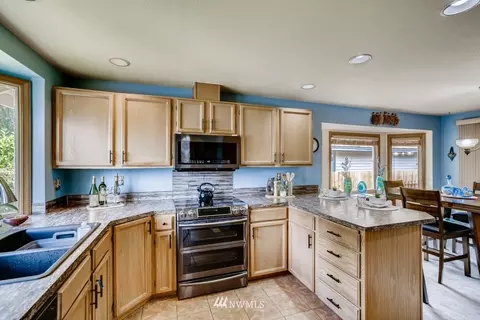 4902 120th Pl SE, Everett, WA 98208 photo 11