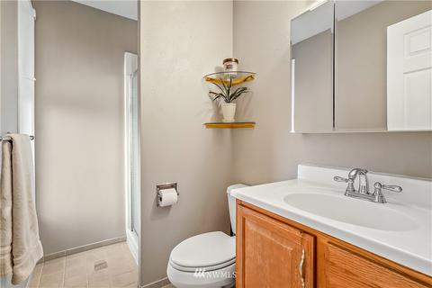 10715 Beardslee Pl, Bothell, WA 98011 photo 14
