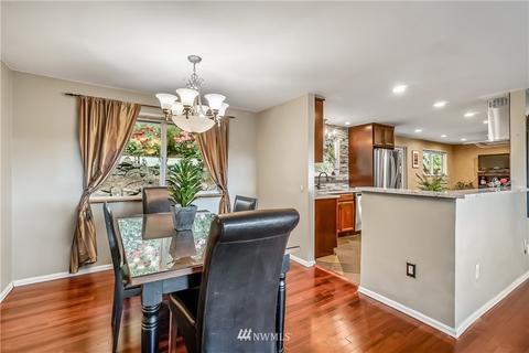 10715 Beardslee Pl, Bothell, WA 98011 photo 9