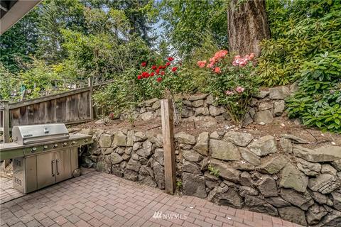 10715 Beardslee Pl, Bothell, WA 98011 photo 23