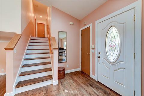 10232 Holly Dr, Everett, WA 98204 photo 6