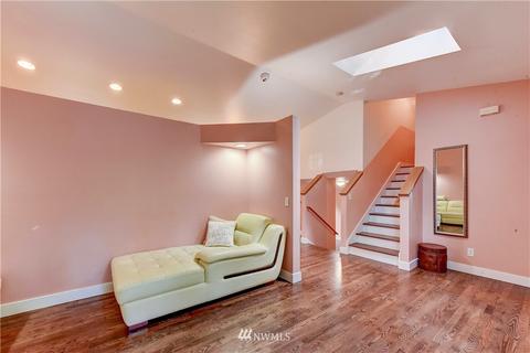 10232 Holly Dr, Everett, WA 98204 photo 9