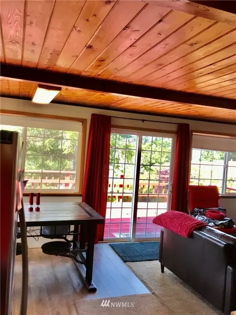 210 E Olympic Dr, Grapeview, WA 98546 photo 6