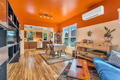 2705 18th St, Everett, WA 98201 photo 6