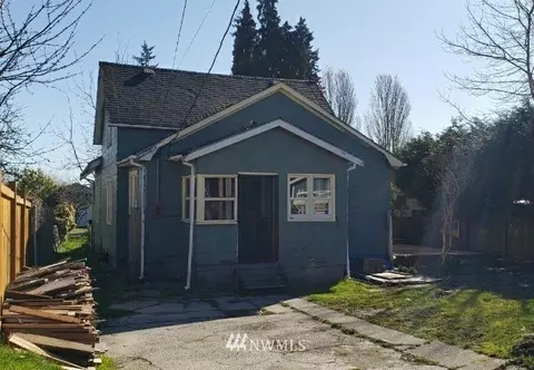 2222 Baker St, Everett, WA 98201 photo 2