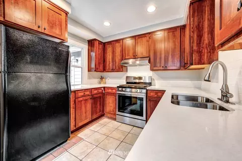 1714 Maple St, Everett, WA 98201 photo 4
