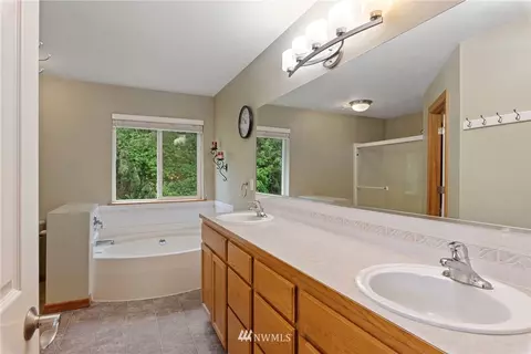 20528 193rd Ct E, Orting, WA 98360 photo 26