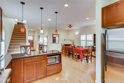 1709 E Marion St, Seattle, WA 98122 photo 15