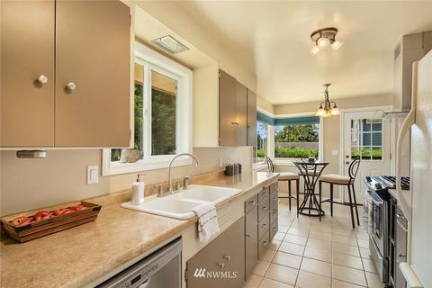 18616 105th Ave NE, Bothell, WA 98011 photo 14