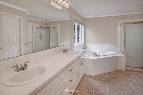18318 32nd Ave SE, Bothell, WA 98012 photo 23