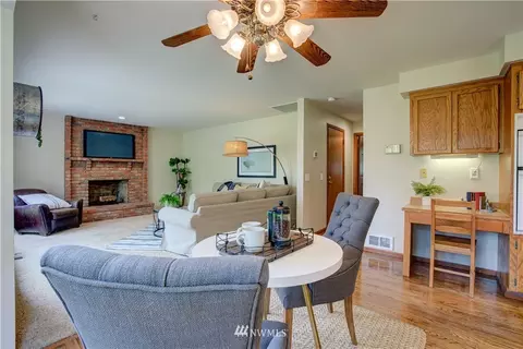 18322 Bellflower Rd, Bothell, WA 98012 photo 19