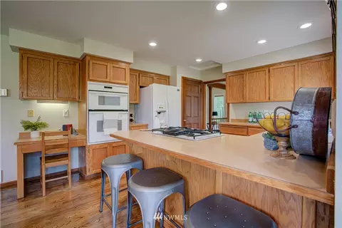 18322 Bellflower Rd, Bothell, WA 98012 photo 15