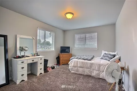 322 Rushton Ave SW, Orting, WA 98360 photo 16