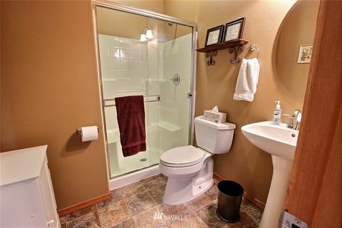 207 Johns St NE, Orting, WA 98360 photo 14