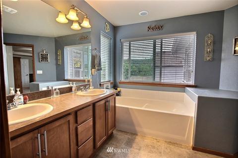 207 Johns St NE, Orting, WA 98360 photo 19