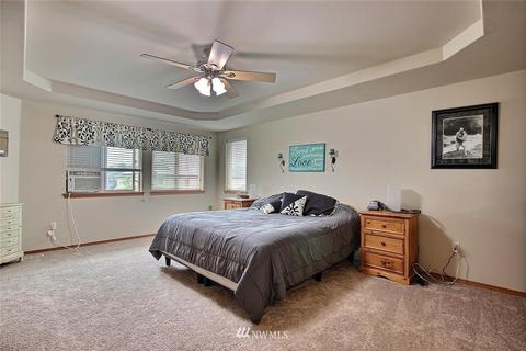 207 Johns St NE, Orting, WA 98360 photo 15