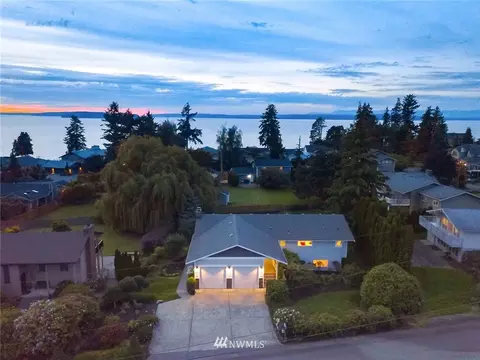 3311 Wave Dr, Everett, WA 98203 photo 2