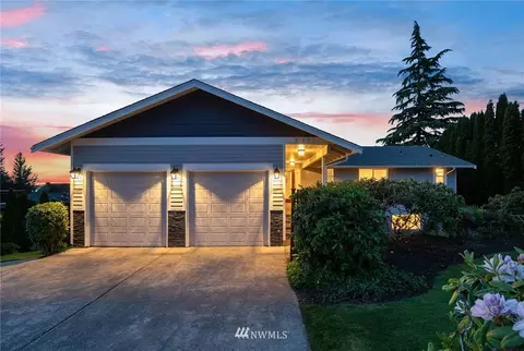 3311 Wave Dr, Everett, WA 98203 photo 1