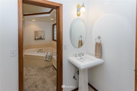 100 E Stadium Ln, Grapeview, WA 98546 photo 17