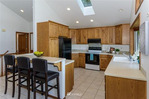 100 E Stadium Ln, Grapeview, WA 98546 photo 10