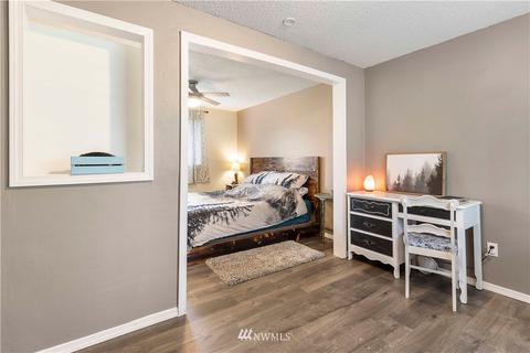 18716 Pioneer Way E, Orting, WA 98360 photo 16