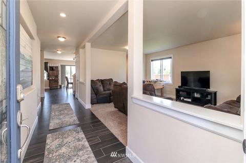 1513 Hansberry Ave NE, Orting, WA 98360 photo 5