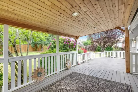 10424 NE 195th St, Bothell, WA 98011 photo 9