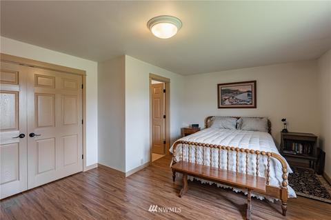 244 Front St, Sumas, WA 98295 photo 11