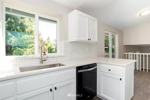 11908 NE 159th St, Bothell, WA 98011 photo 9
