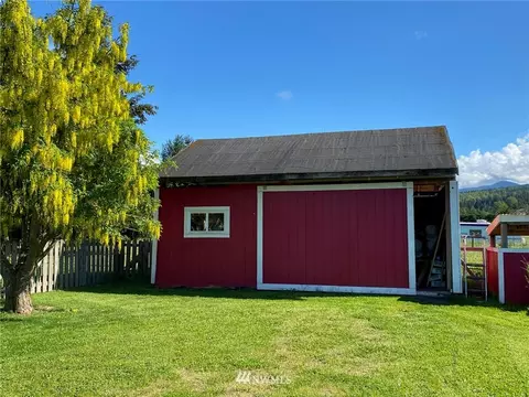 62 Clover Ln, Sequim, WA 98382 photo 3