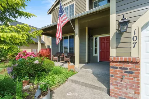 107 Burr St NE, Orting, WA 98360 photo 2