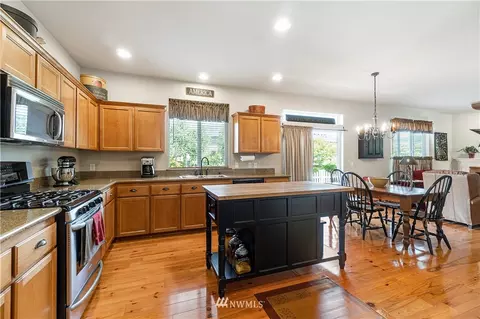 107 Burr St NE, Orting, WA 98360 photo 10
