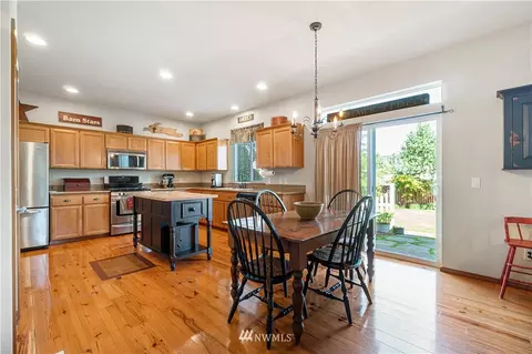 107 Burr St NE, Orting, WA 98360 photo 12
