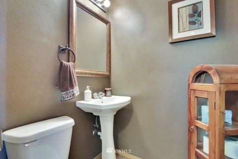 1910 190th Street Ct E, Spanaway, WA 98387 photo 4