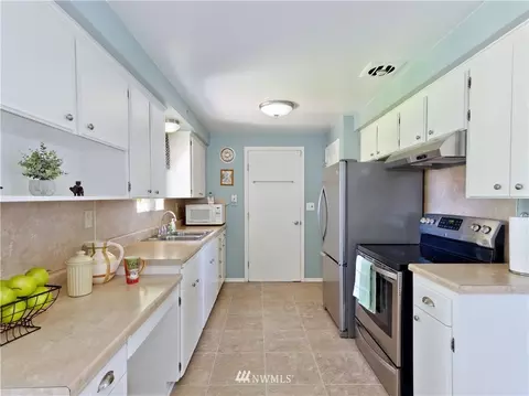 529 E Beech St, Everett, WA 98203 photo 5