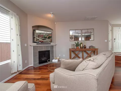 308 124th Pl SE, Everett, WA 98208 photo 2