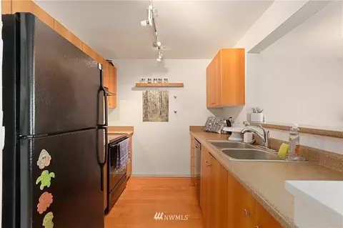 12404 E Gibson Rd #E103, Everett, WA 98204 photo 9