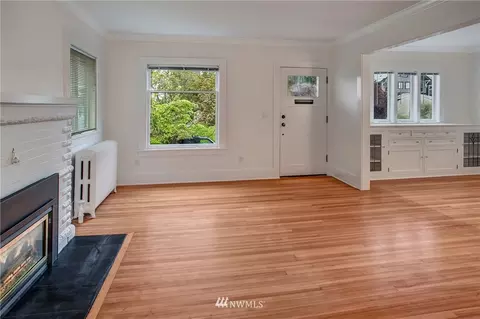 4516 Bagley Ave N, Seattle, WA 98103 photo 11