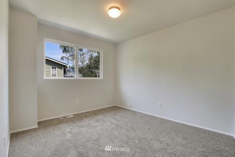 24304 41st Ave E, Spanaway, WA 98387 photo 21