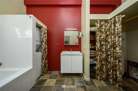 828 Discovery Way, Eastsound, WA 98245 photo 32