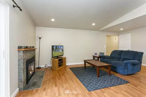 7401 7th Dr W, Everett, WA 98203 photo 6