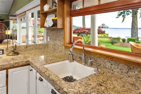 5570 Lighthouse Dr E, Port Orchard, WA 98366 photo 23