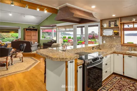 5570 Lighthouse Dr E, Port Orchard, WA 98366 photo 22