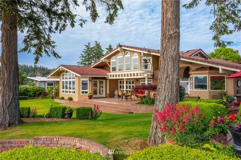 5570 Lighthouse Dr E, Port Orchard, WA 98366 photo 3